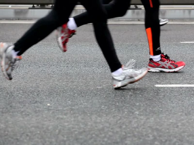 Sportovi poput trčanja, plivanja, vožnje bicikla i HIIT treninga sagorevaju najviše kalorija efikasno.